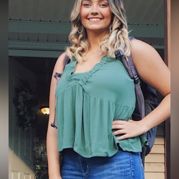 Francesca’s peplum top - Picture 3 of 3